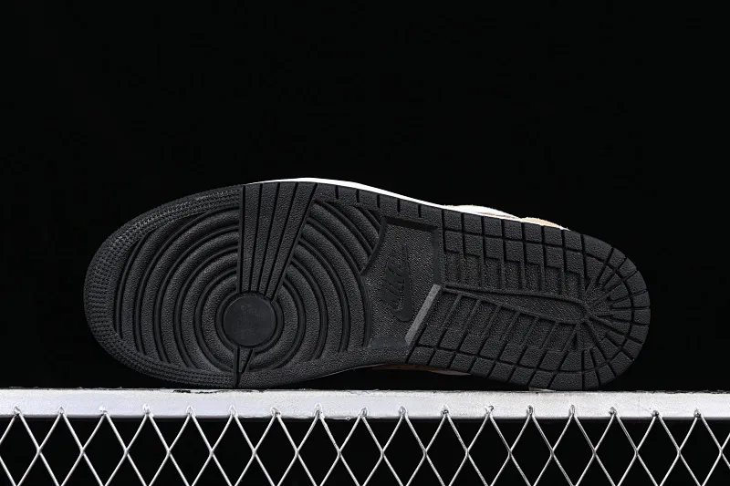 All categories Air Jordan Jordan series basketball shoes Air Jordan 1 Low G version pure original Air Jordan 1 Low AJ1 Joe 1 white and yellow burst pattern low-top cultural casual sneakers DZ4130-201